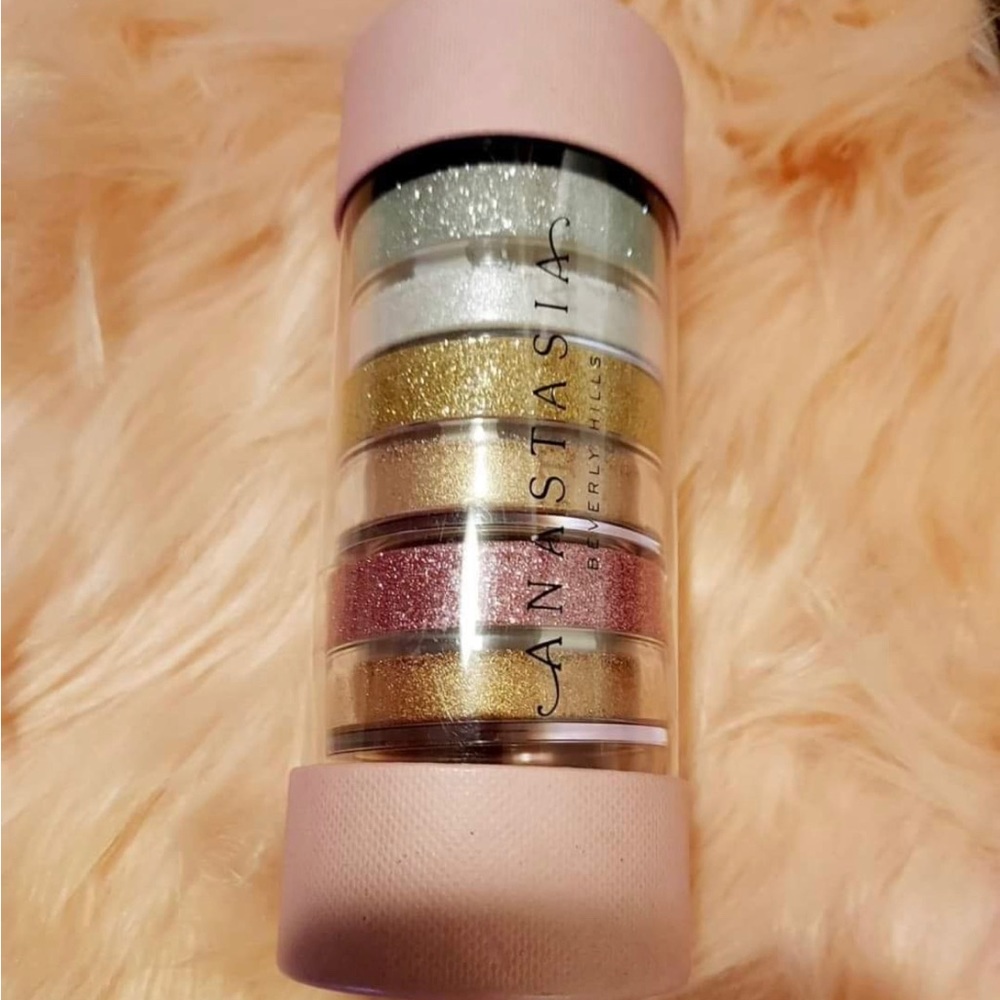 ANASTASIA BEVERLY HILLS
3-Pc. Mini Loose Highlighter Set